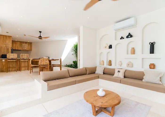 Amici - Indoor Living 3br Family Pool - Pererenan Holiday home *