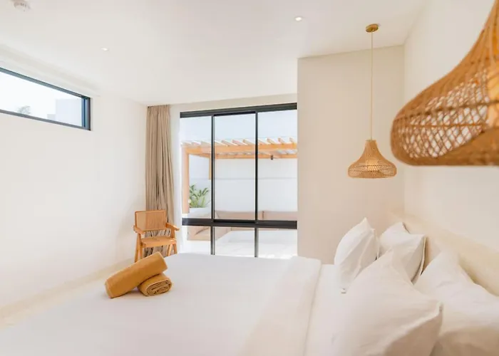 Holiday home Amici - Indoor Living 3br Family Pool - Pererenan *